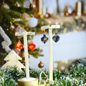 boucle-boule-de-noel-rouge-bleu-or